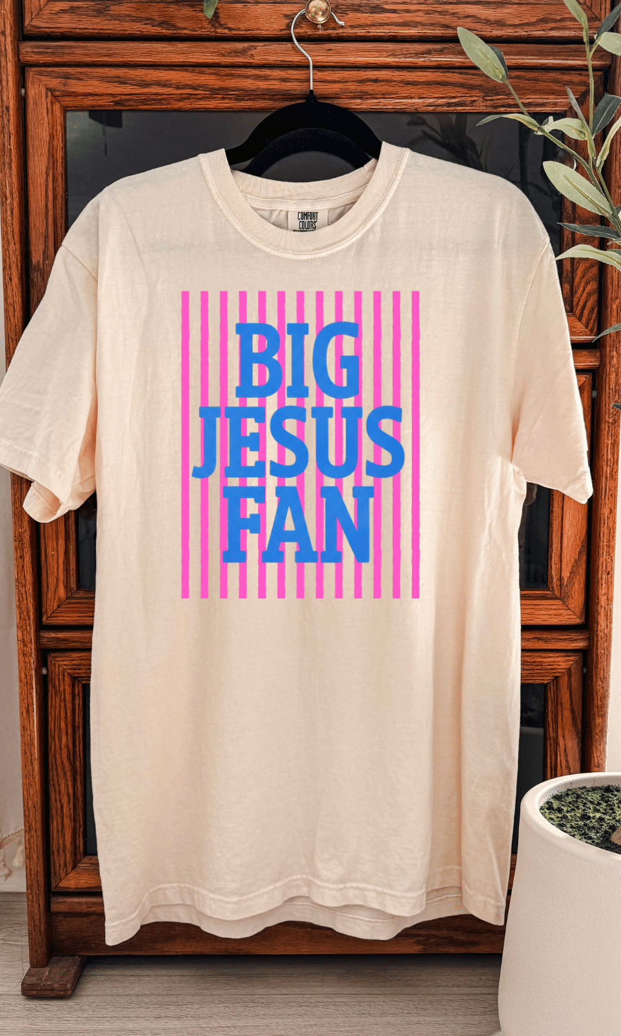 Big Jesus Fan Tee